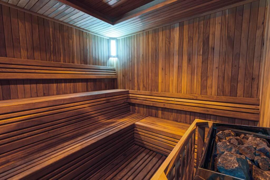 Fabulous 2bd, Rooftop Pool, Cinema, Sauna, Gym Apartment Tulum